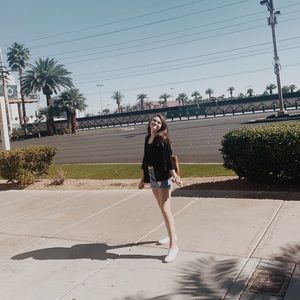 Meet your Posher, Gabby